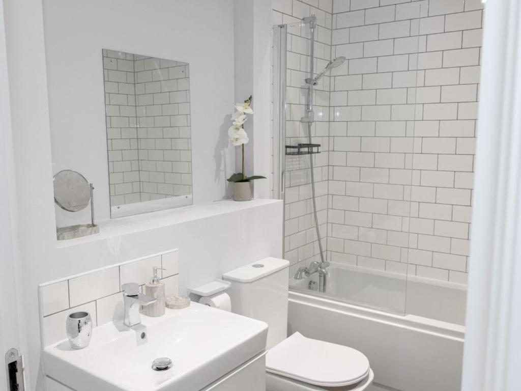 2 Bedroom With View Birmingham